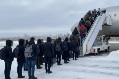 Тематическое фото сгенерировано при помощи Qwen.ai (18+)