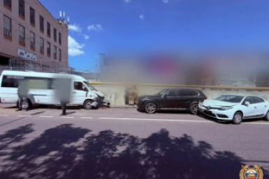 В Ставрополе маршрутка столкнулась с иномаркой, пострадали два пассажира Госавтоинспекция Ставрополья