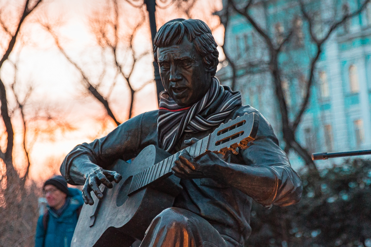 Памятник Владимиру Высоцкому во Владивостоке Илья Аверьянов, ИА PrimaMedia