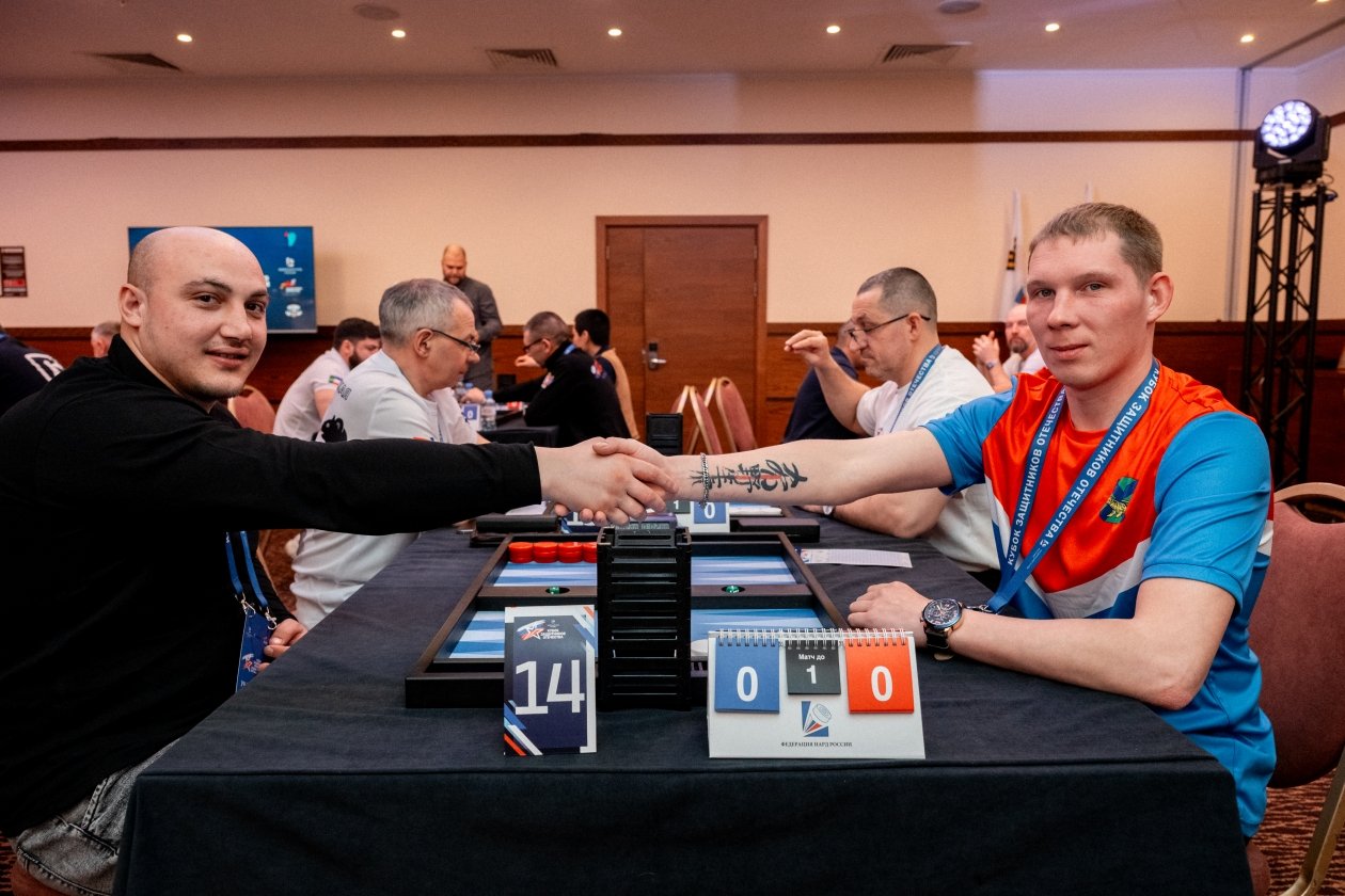 &quotКубок защитников Отечества&quot по нардам Сибири и Дальнего Востока Антон Новоселов